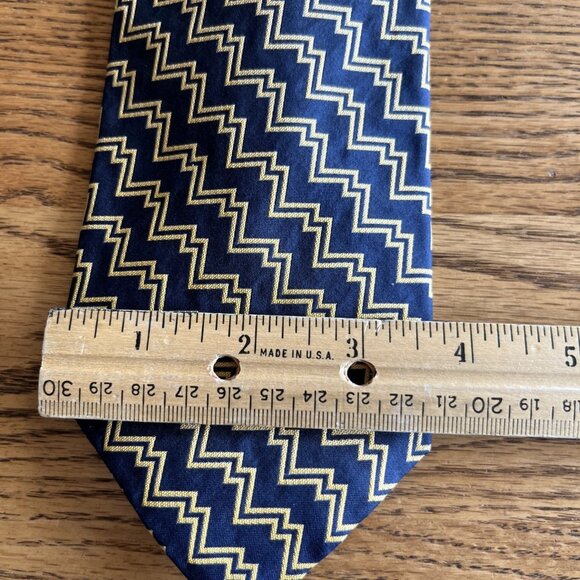 Lauren RALPH LAUREN Men’s Silk Tie  Navy Blue/Gold Uneven Stripe Design Made USA - Picture 4 of 6